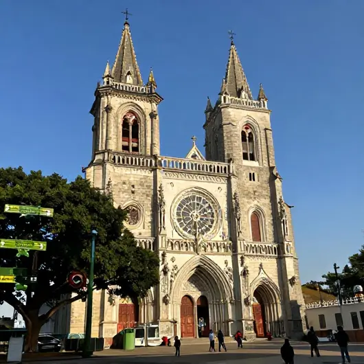 Catedral da Sé: O Coração Religioso de Belém - PA