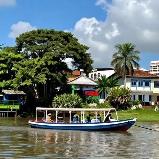 Descubra o Encanto do City Tour Fluvial em Belém Descubra o Encanto do City Tour Fluvial em Belém