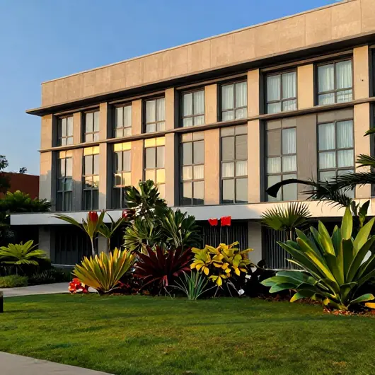 Descubra o Hotel dos Reis