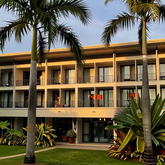 Descubra o Lotus Boutique Hotel