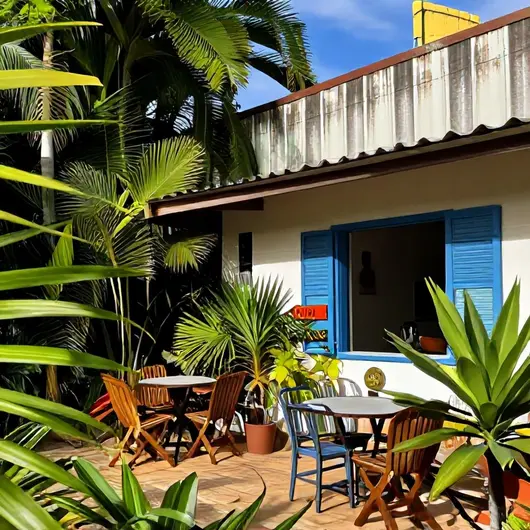 Descubra o Olaria River Hostel