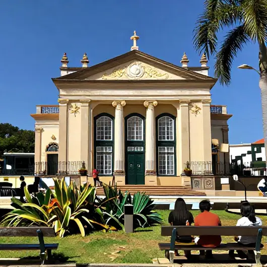 Descubra o Theatro da Paz: Um Patrimônio Cultural de Belém Descubra o Theatro da Paz: Um Patrimônio Cultural de Belém