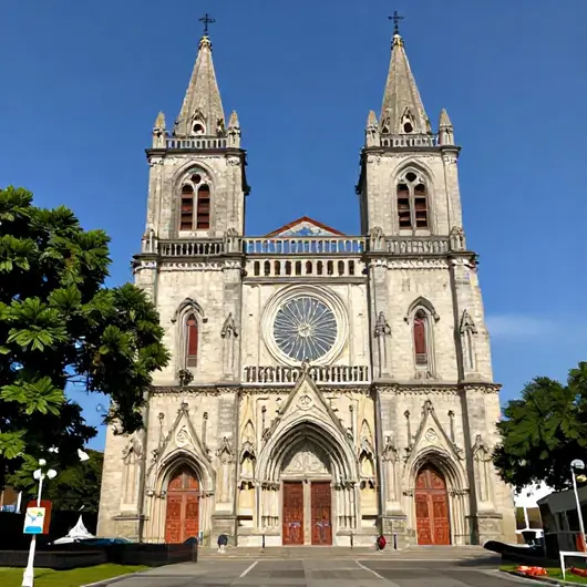 Explorando a Catedral Metropolitana de Belém: História e Arquitetura